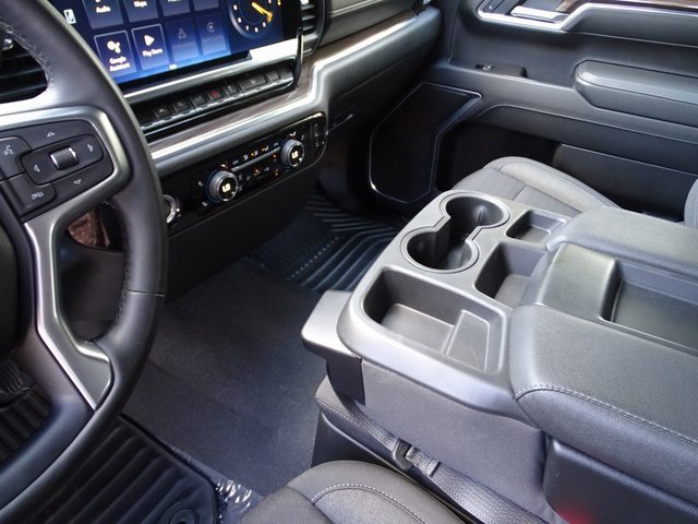 Used 2023 Chevrolet Silverado 1500 LT image 17