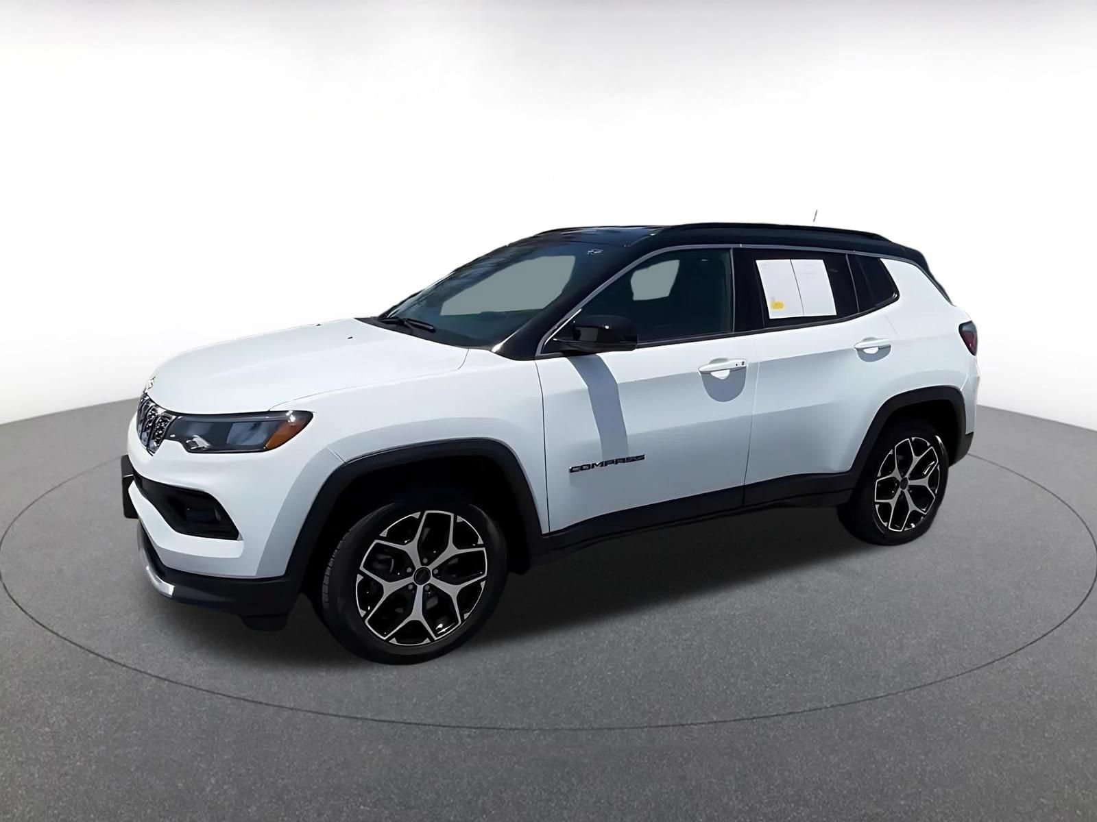 Used 2025 Jeep Compass Limited AWD/4WD image 7