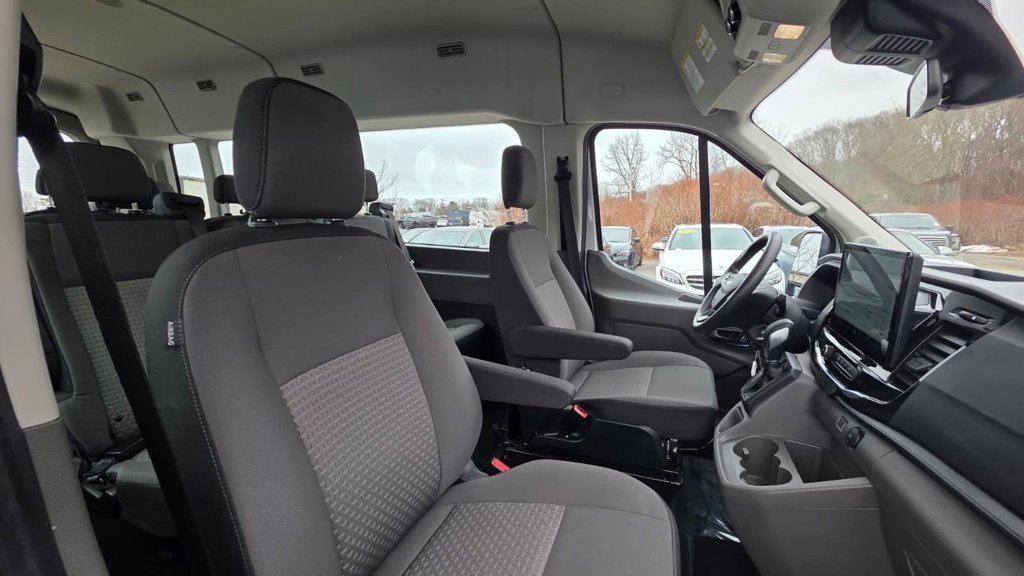 Used 2023 Ford Transit 350 XLT image 12