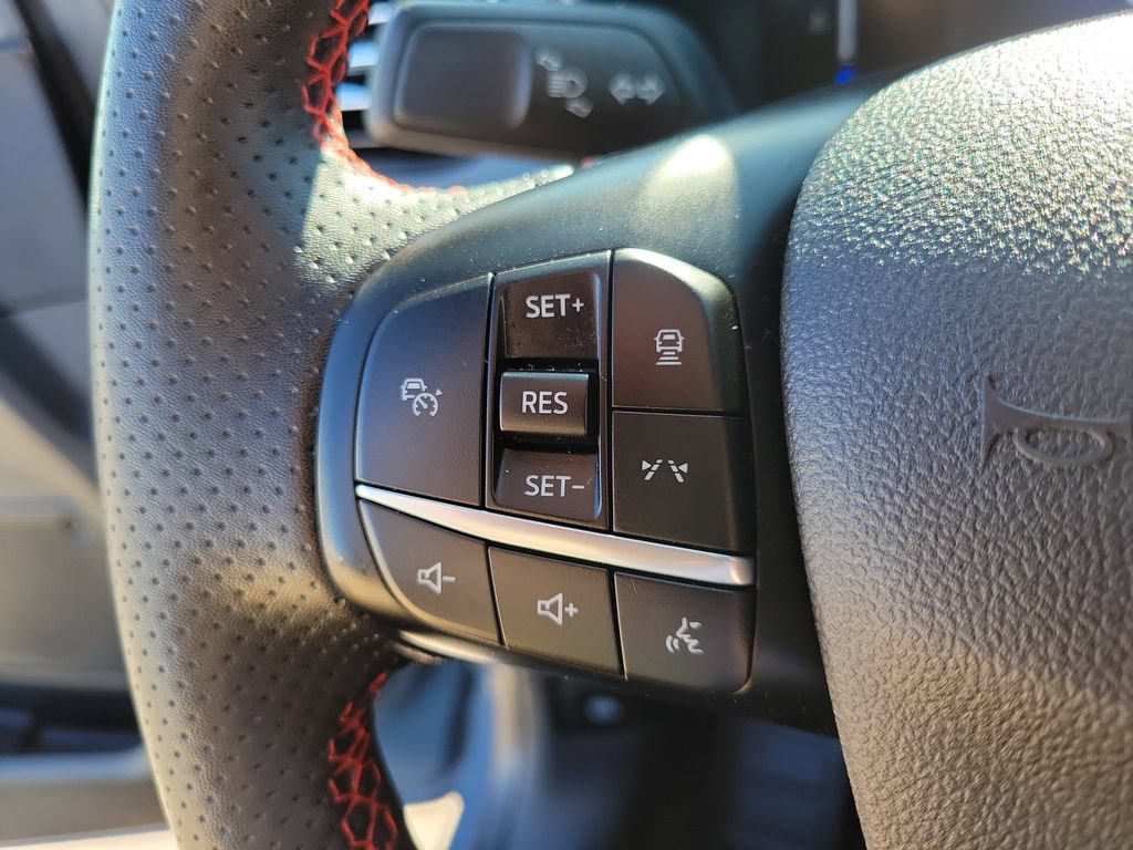 Used 2024 Ford Escape ST-Line w/ Tech Pack #1 AWD/4WD image 24