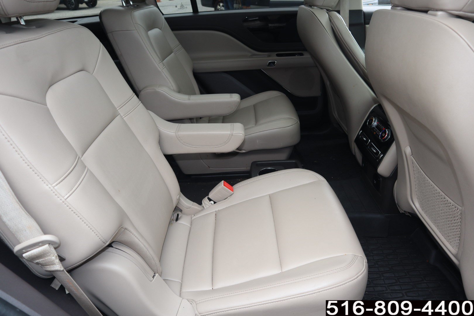 Used 2022 Lincoln Aviator AWD w/ Premium Package image 27