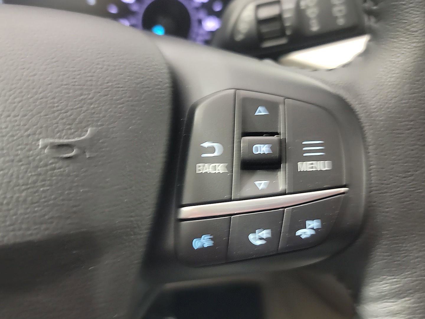 Used 2020 Ford Escape SEL FWD image 28