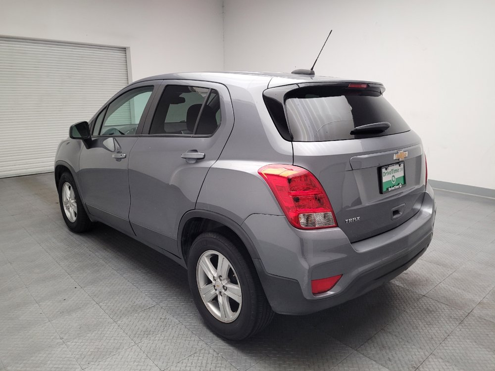 Used 2020 Chevrolet Trax LS w/ Tint and Cruise Package FWD image 5