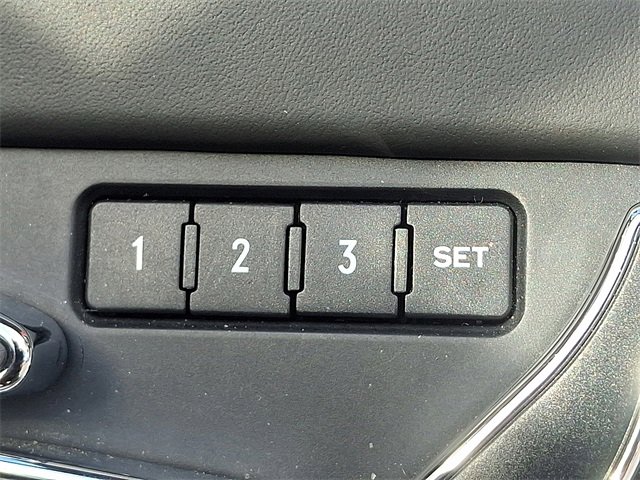 Used 2014 Bentley Continental GT image 38