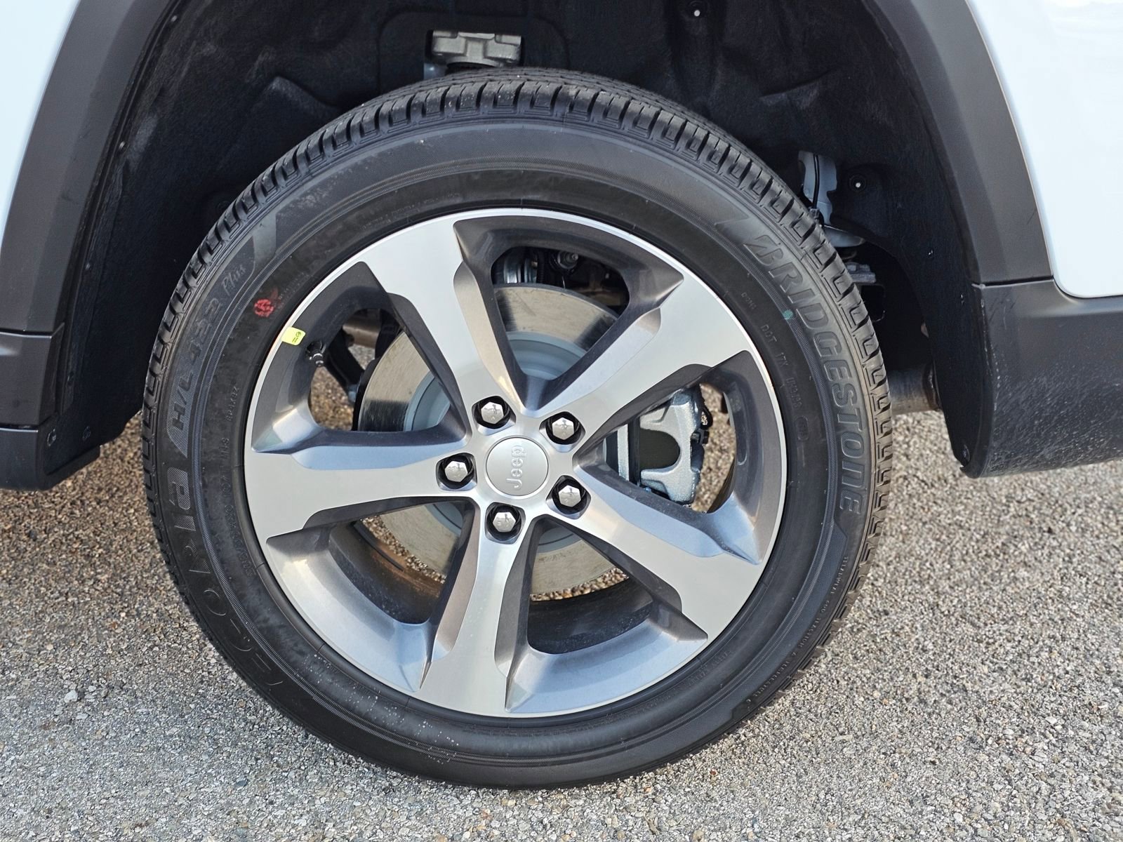 New 2026 Jeep Grand Cherokee L Limited image 9