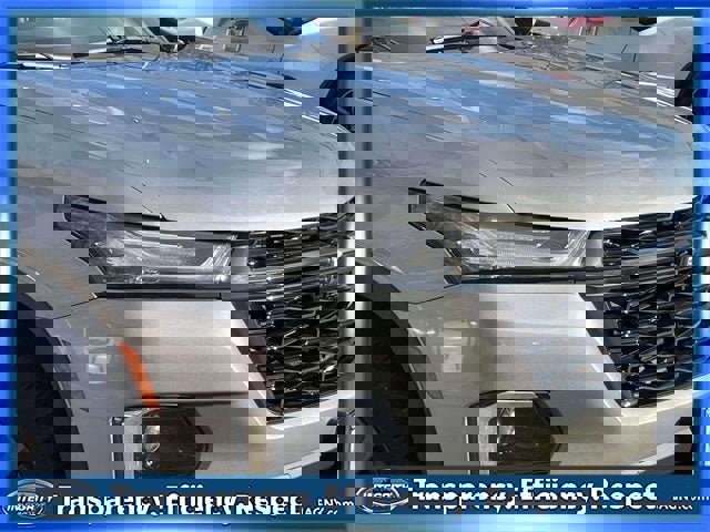 Used 2023 Chevrolet Traverse RS image 10