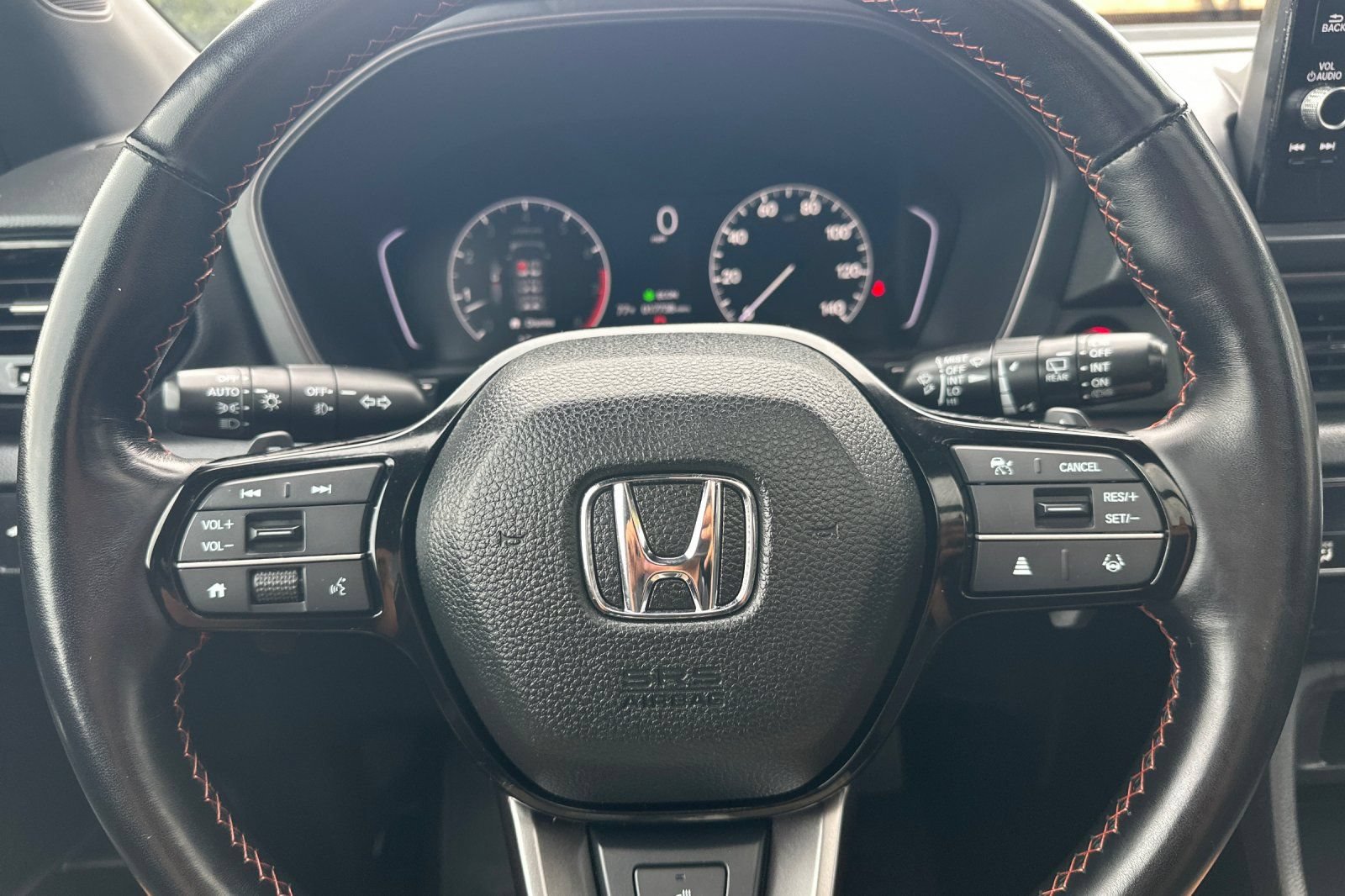 Used 2025 Honda Pilot TrailSport image 24