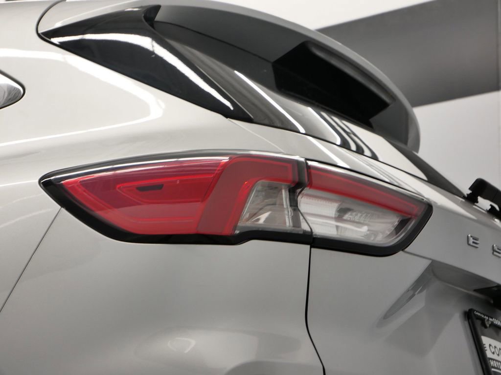 Used 2020 Ford Escape Titanium image 57