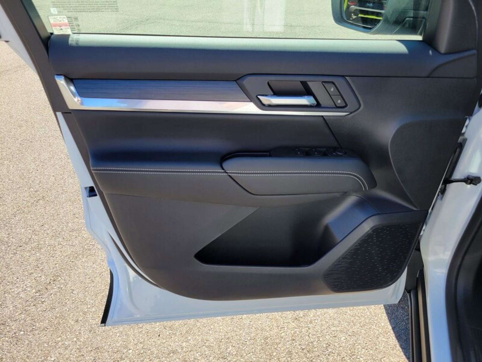 New 2026 GMC Terrain Elevation w/ Black Edition image 19