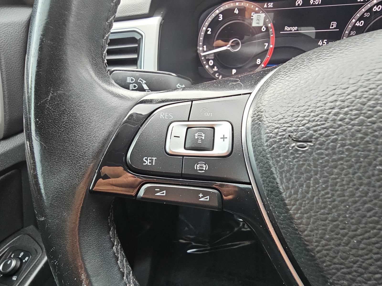 Used 2019 Volkswagen Atlas SEL Premium AWD/4WD image 19