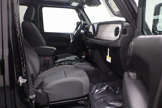 New 2025 Jeep Gladiator Sport AWD/4WD image 14