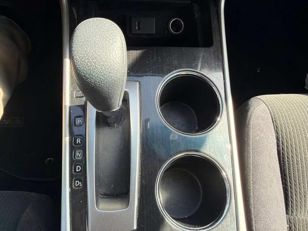 Used 2013 Nissan Altima 2.5 SV FWD image 22