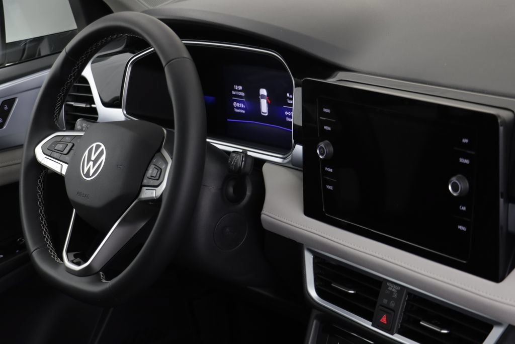 New 2026 Volkswagen Taos SE AWD/4WD image 21