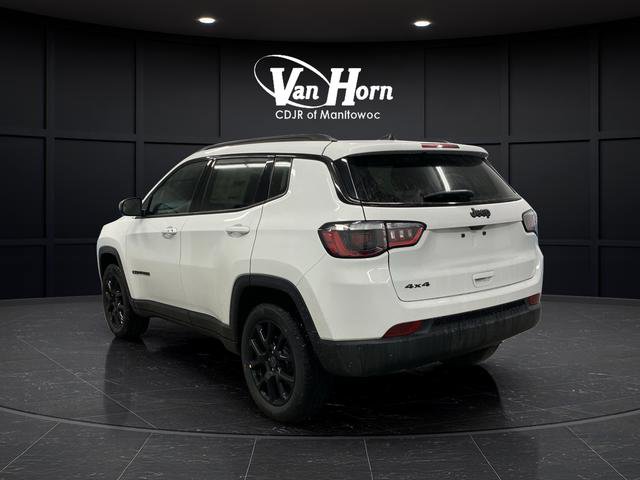 New 2026 Jeep Compass Latitude w/ Sun and Sound Group image 3