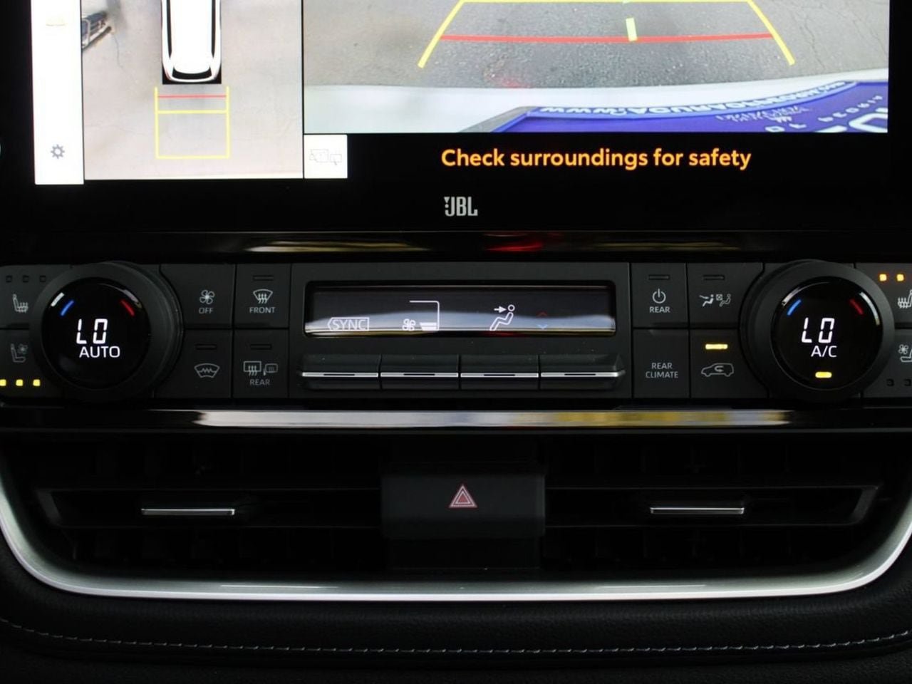 Used 2025 Toyota Grand Highlander FWD image 32