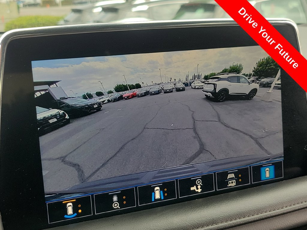 Used 2021 Chevrolet Tahoe Z71 w/ Luxury Package AWD/4WD image 11