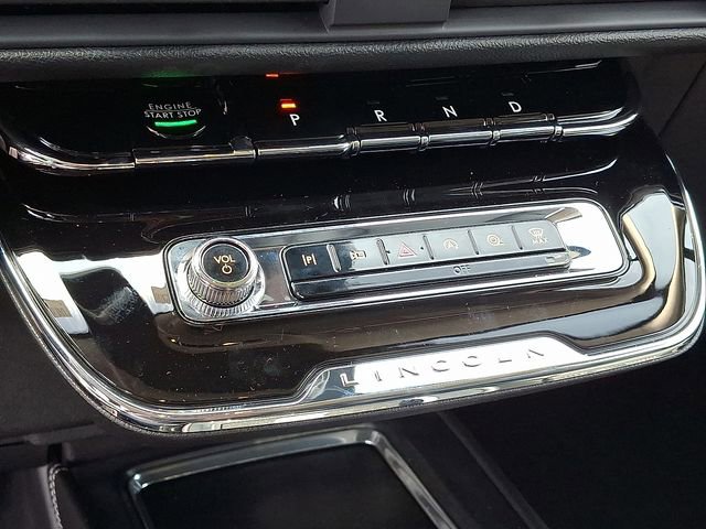 New 2025 Lincoln Corsair AWD w/ Equipment Group 101A image 7