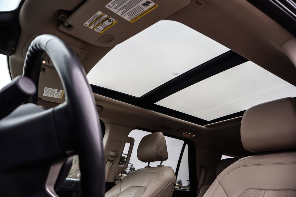 Used 2024 Ford Expedition Limited image 37