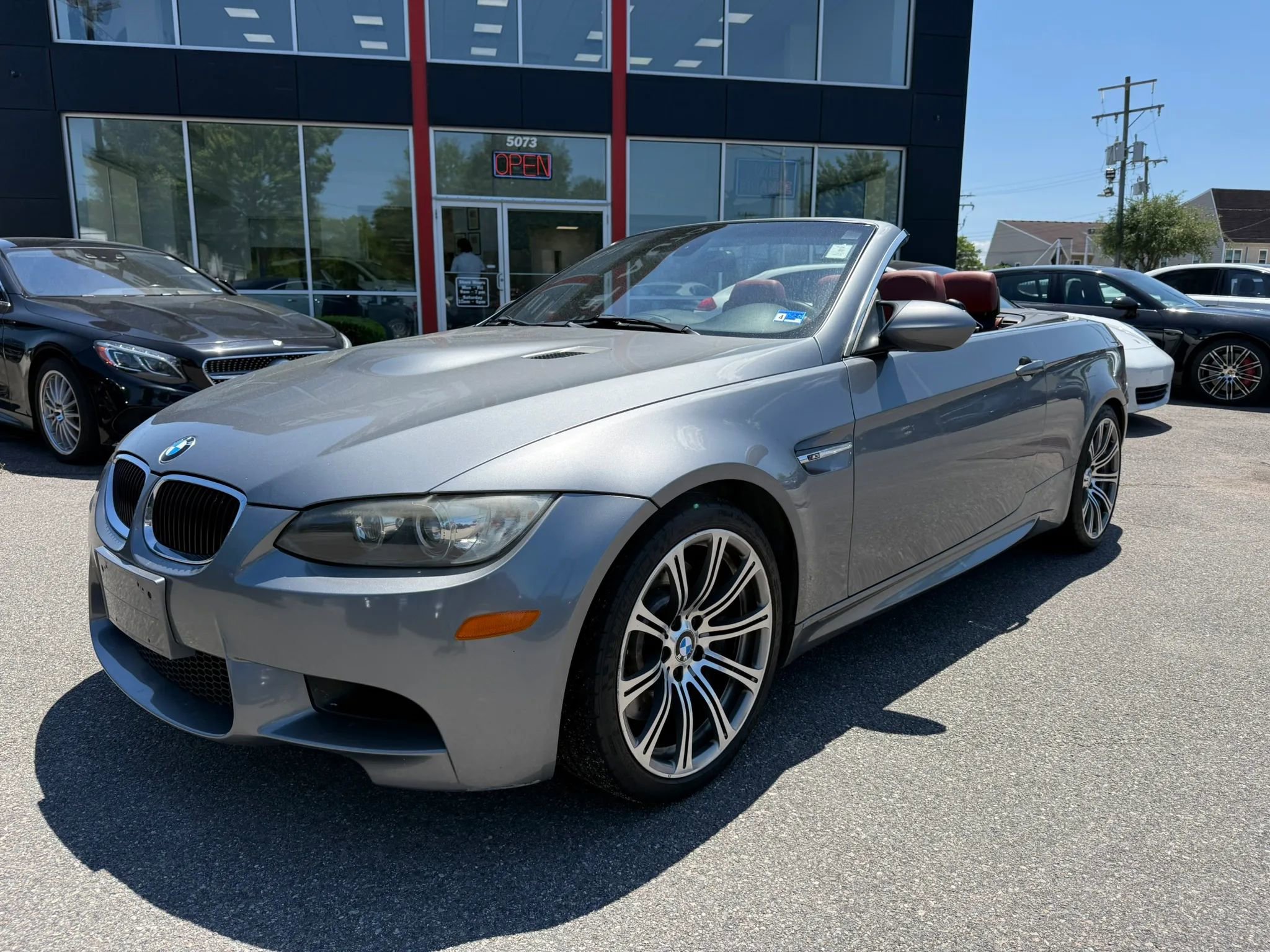 Used 2011 BMW M3 Convertible RWD image 21