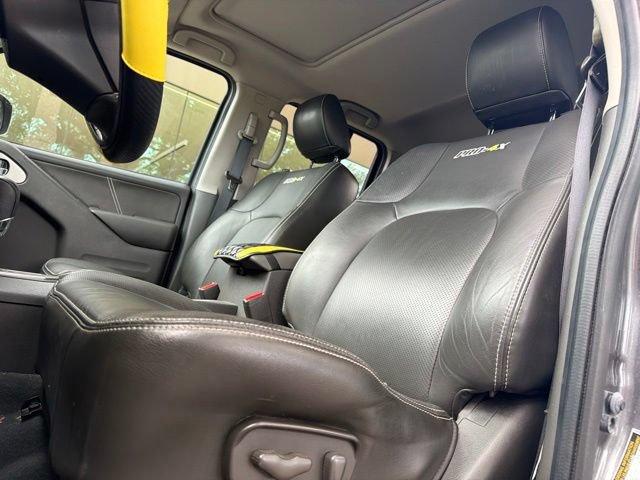 Used 2021 Nissan Frontier PRO-4X w/ Pro-4x Utility Package AWD/4WD image 5