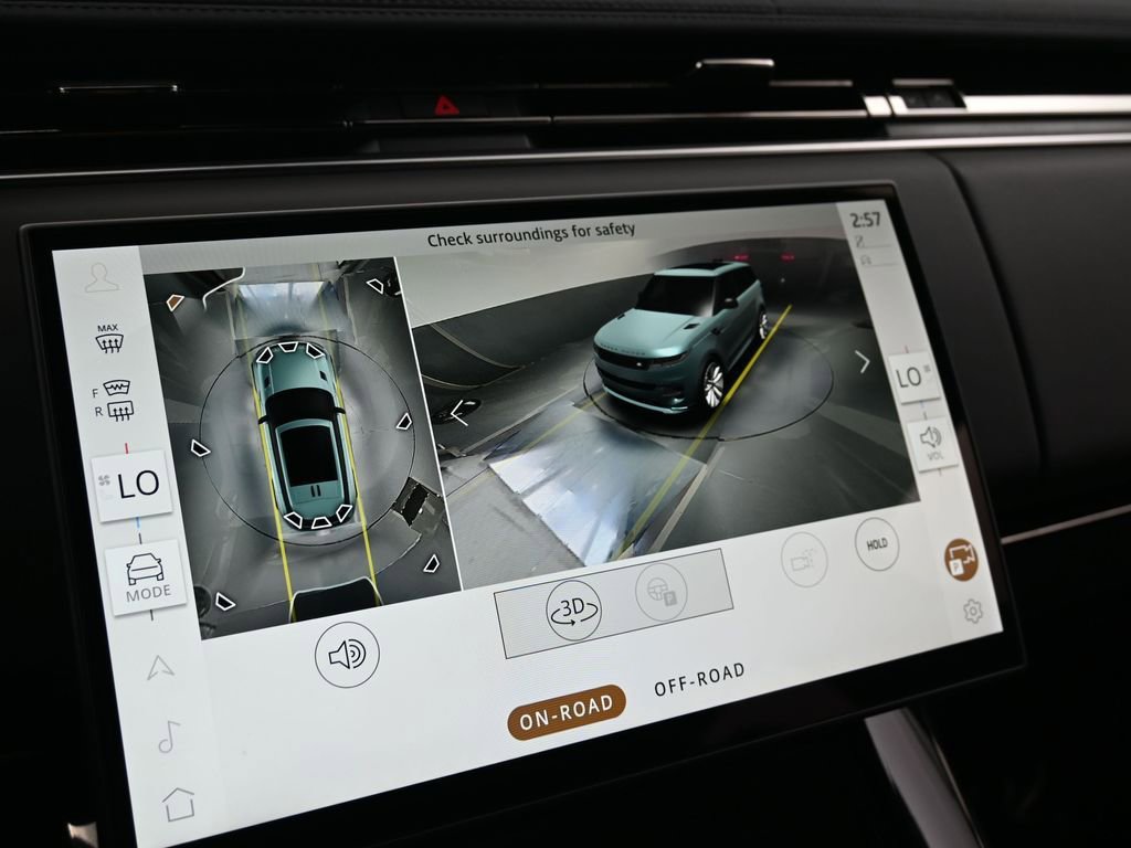 Used 2024 Land Rover Range Rover Sport Dynamic SE image 23