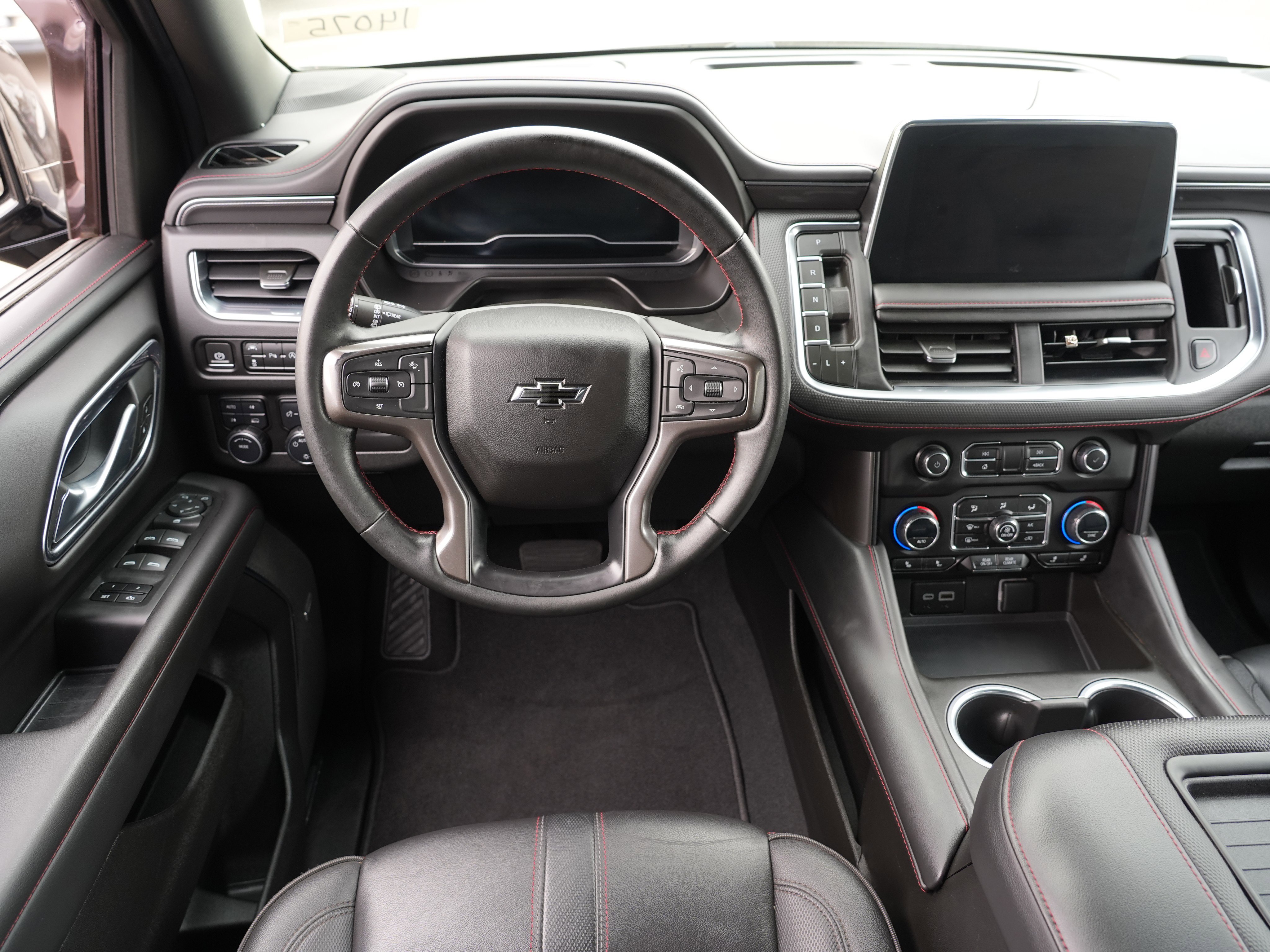 Used 2023 Chevrolet Suburban RST AWD/4WD image 20