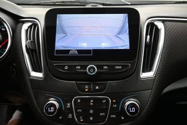 Used 2021 Chevrolet Malibu LT FWD image 9