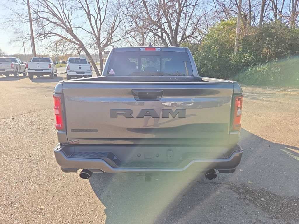 New 2026 RAM 1500 Big Horn AWD/4WD image 6