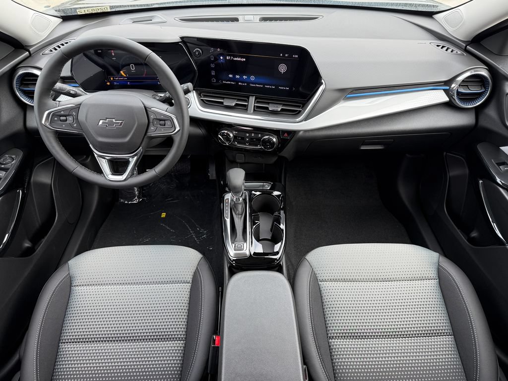New 2026 Chevrolet Trax LT w/ Driver Confidence Package FWD image 10