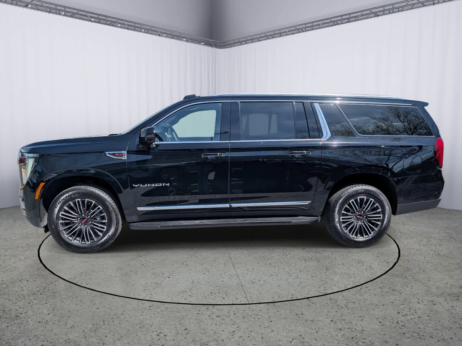 Certified 2026 GMC Yukon XL Elevation w/ Elevation Premium Package image 5