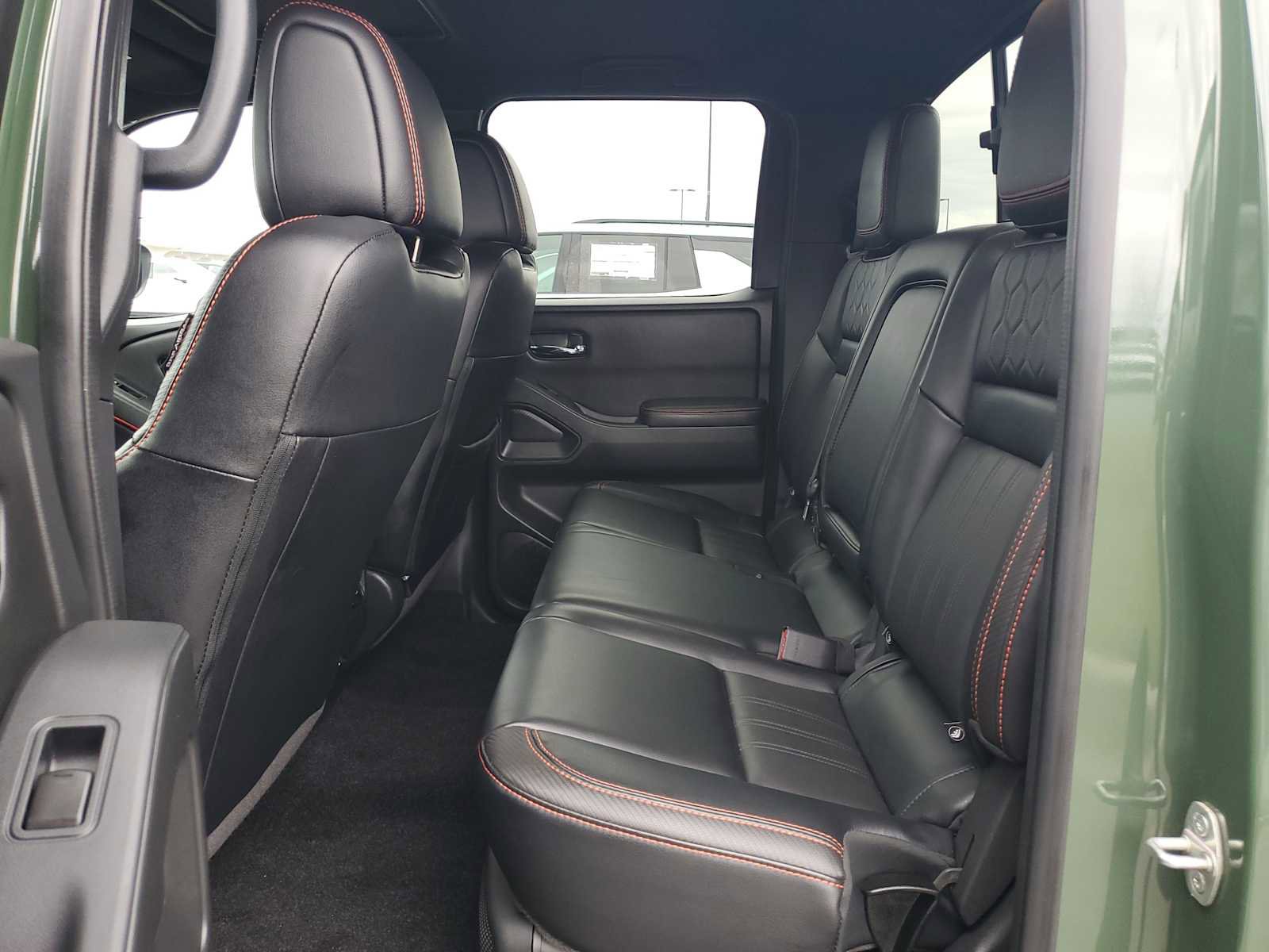 Used 2023 Nissan Frontier Pro-X w/ Pro-X Premium Package image 13