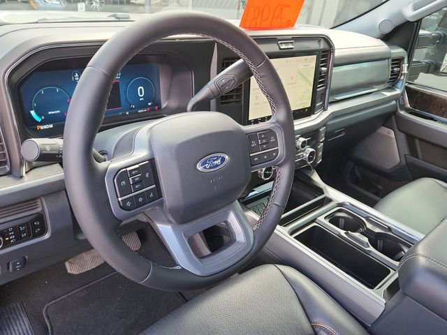 Used 2025 Ford F350 Lariat w/ Black Appearance Package image 9