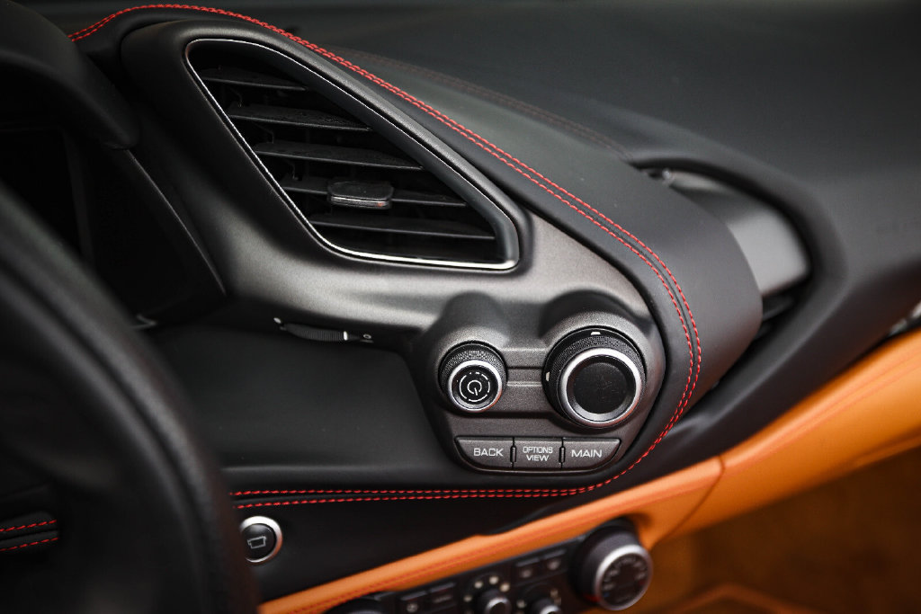 Certified 2019 Ferrari 488 Spider RWD image 17