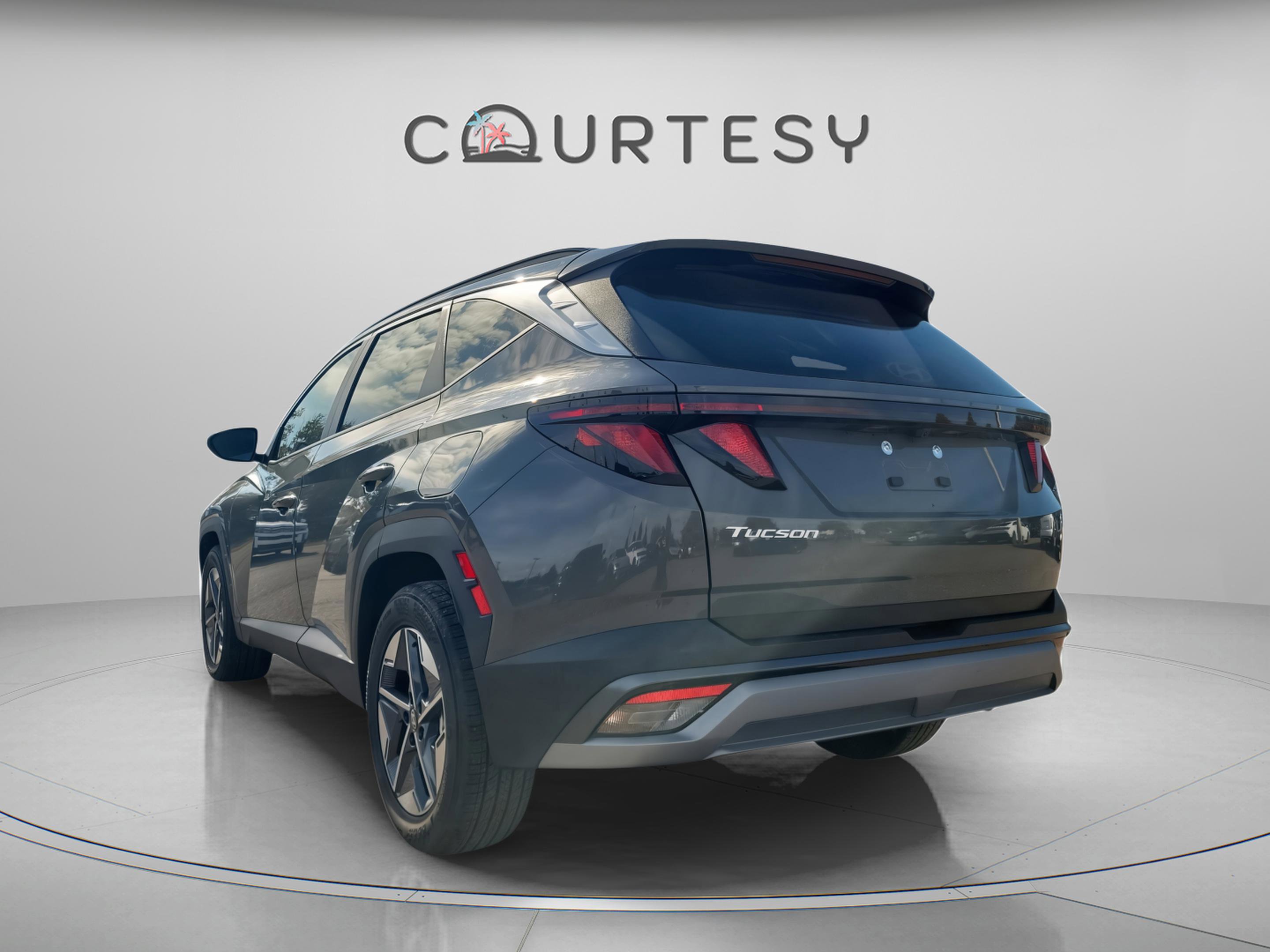 New 2026 Hyundai Tucson SEL image 3