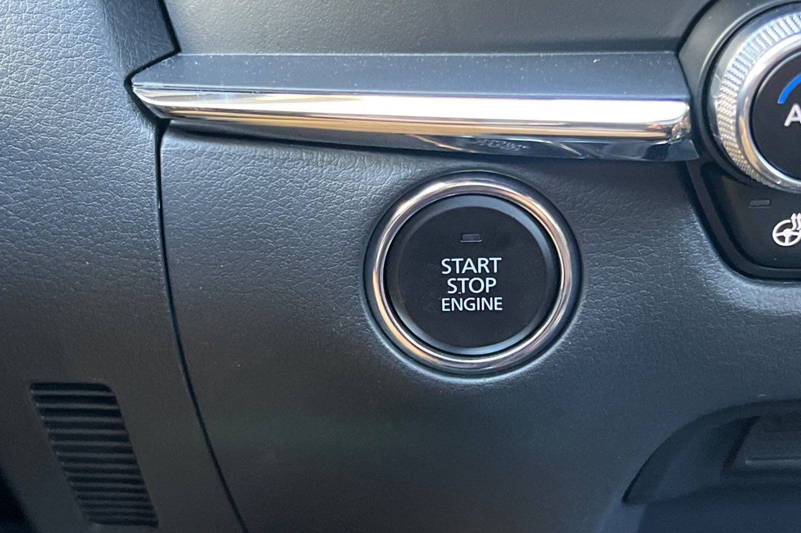 Used 2025 MAZDA CX-30 2.5 Turbo w/ Premium Plus Pkg image 24