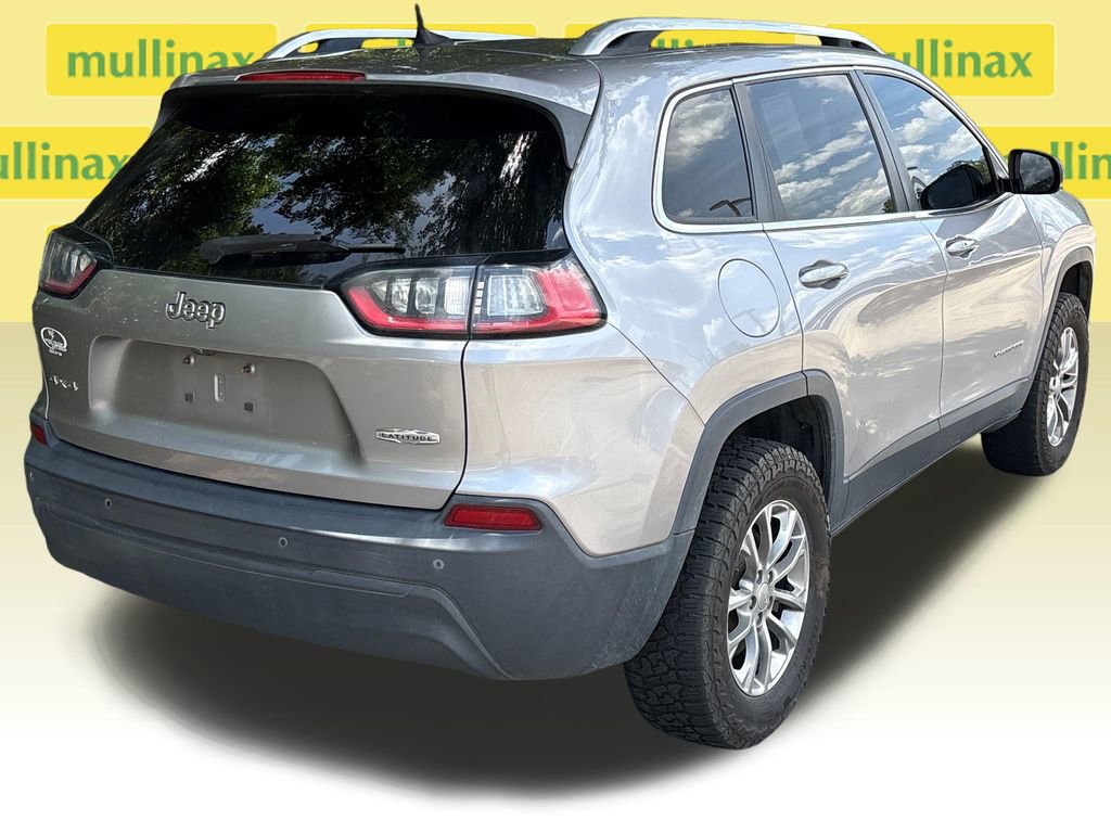 Used 2019 Jeep Cherokee Latitude Plus w/ Comfort/Convenience Group AWD/4WD image 4