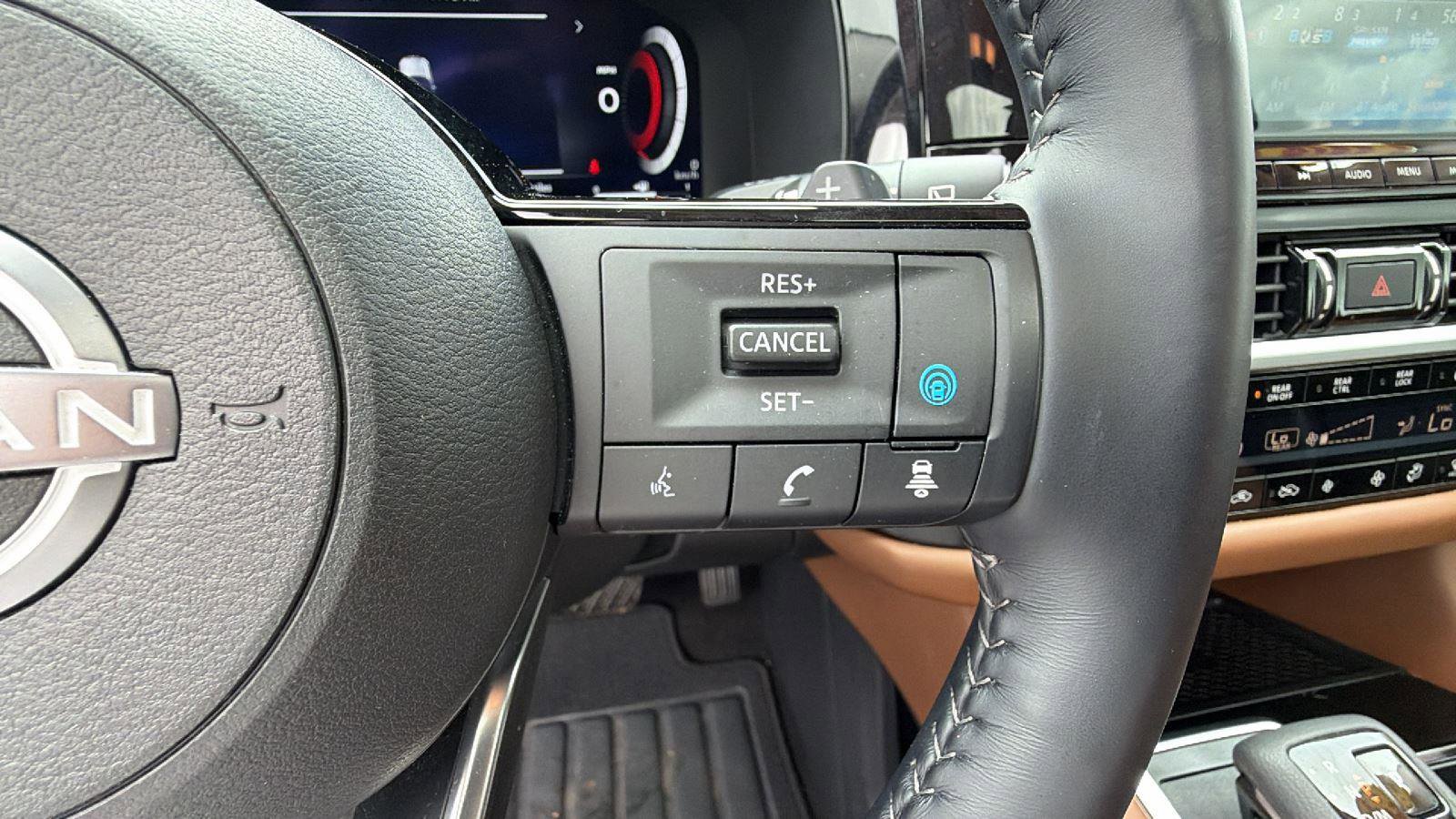 Used 2024 Nissan Pathfinder Platinum w/ Cargo Package FWD image 28