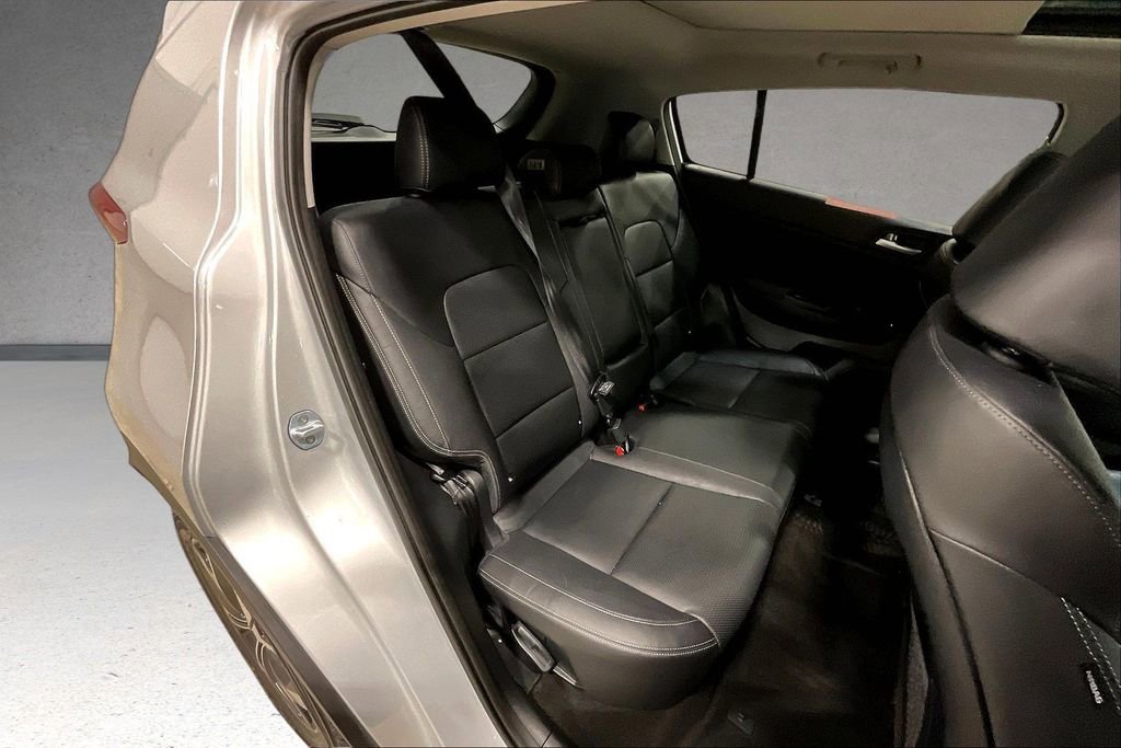 Used 2020 Kia Sportage EX w/ Option Group 15 image 24