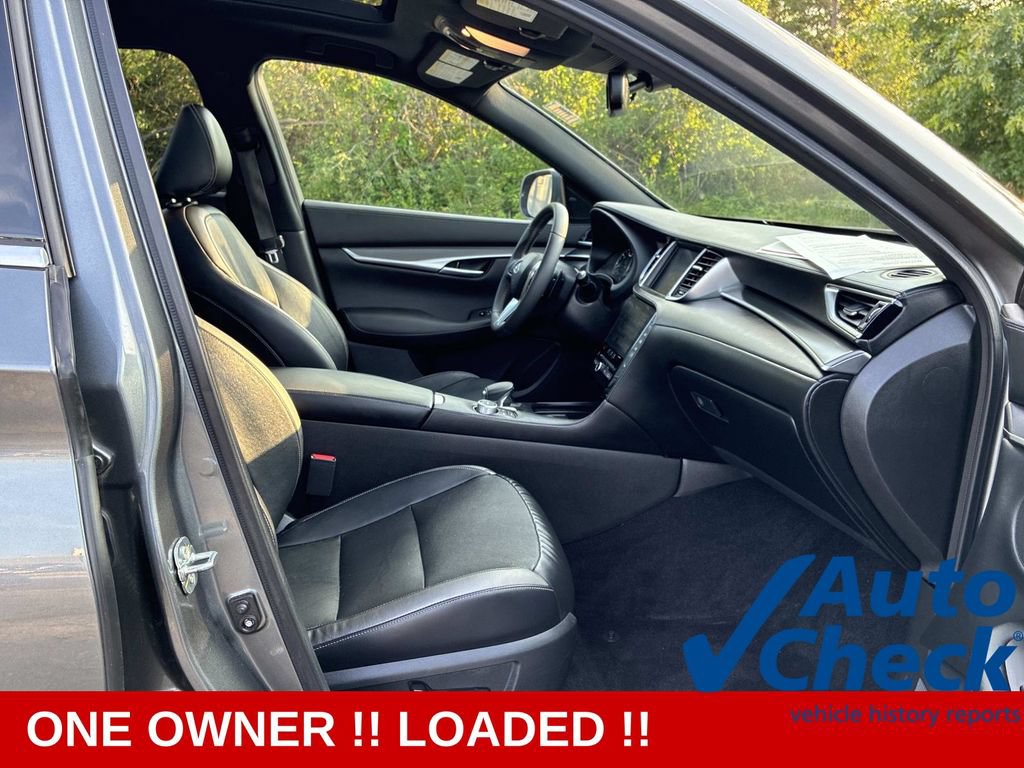 Used 2022 INFINITI QX50 Luxe w/ Appearance Package AWD/4WD image 10