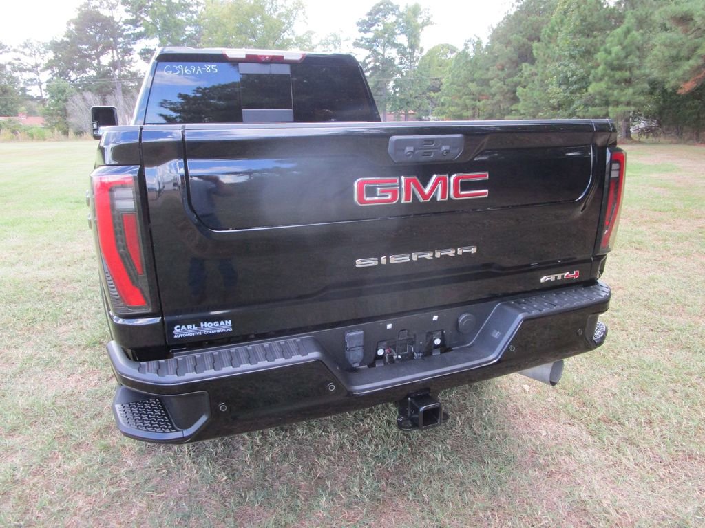 Used 2024 GMC Sierra 2500 AT4 w/ AT4 Premium Plus Package image 8