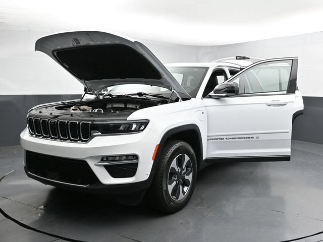 Used 2022 Jeep Grand Cherokee Limited 4xe w/ Luxury Tech Group II AWD/4WD image 51