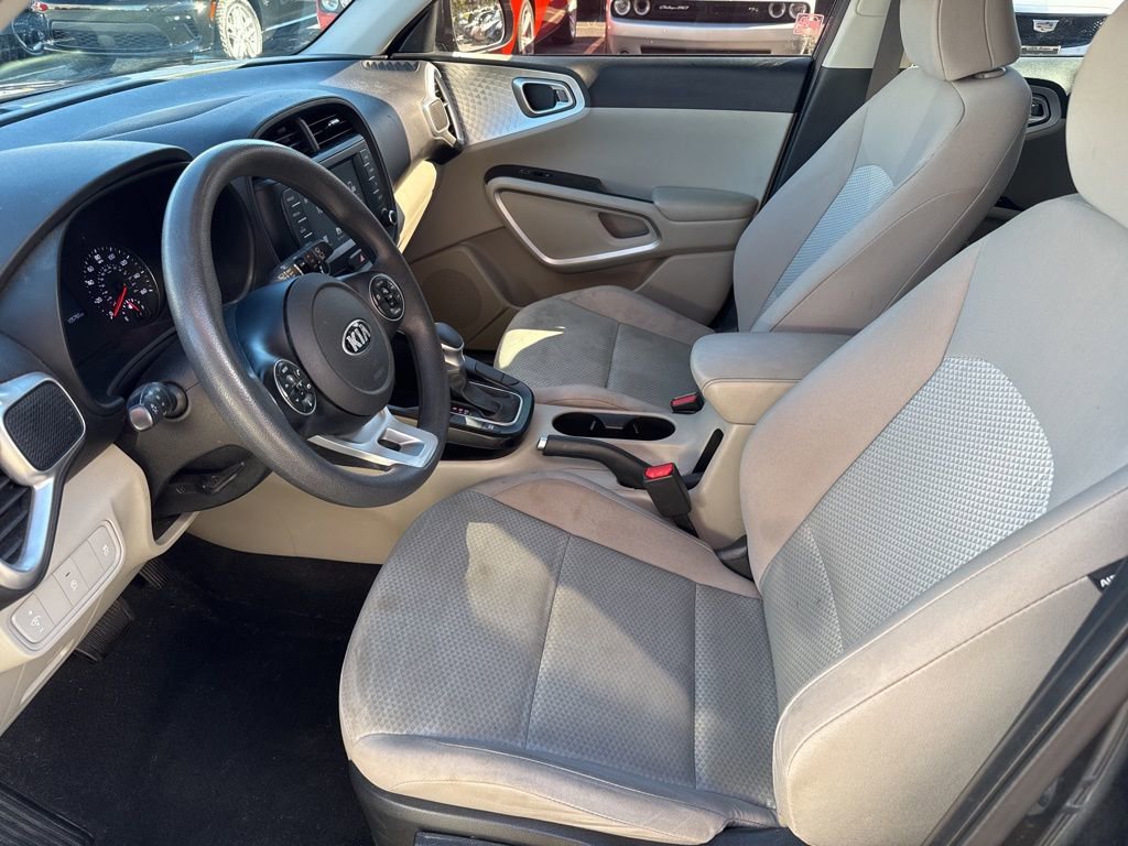 Used 2020 Kia Soul LX image 22