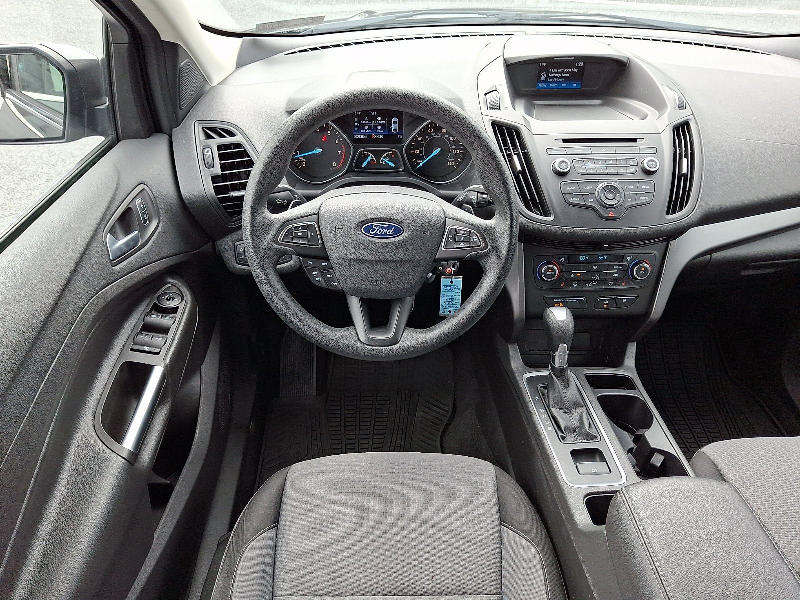 Used 2017 Ford Escape SE w/ SE Cold Weather Package AWD/4WD image 13
