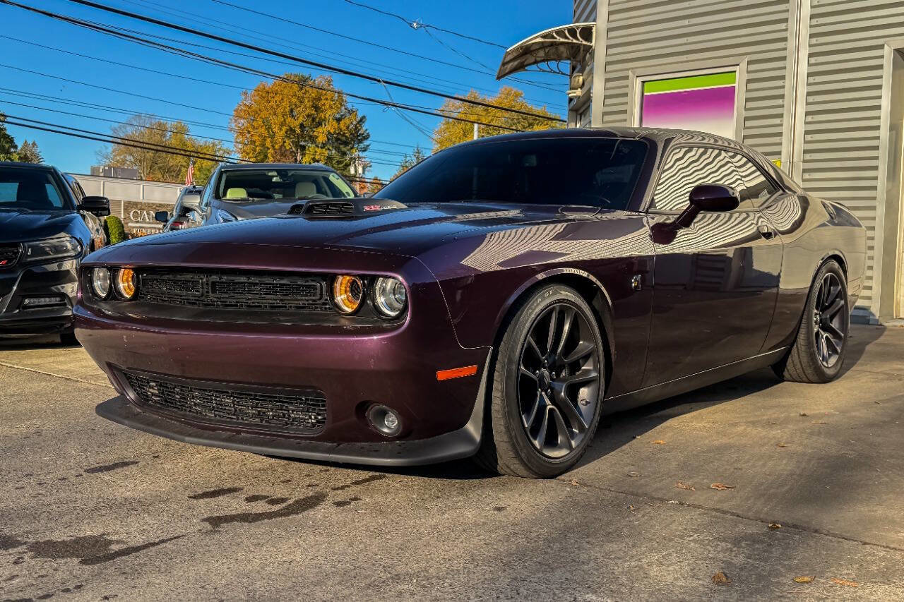 Used 2022 Dodge Challenger R/T Scat Pack w/ Shaker Package image 5
