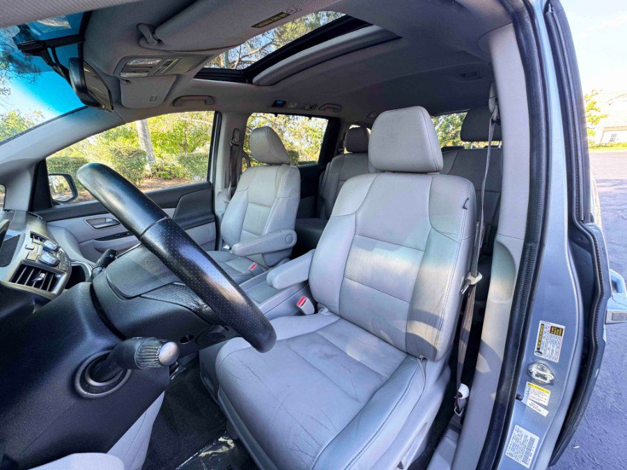 Used 2012 Honda Odyssey EX-L image 16