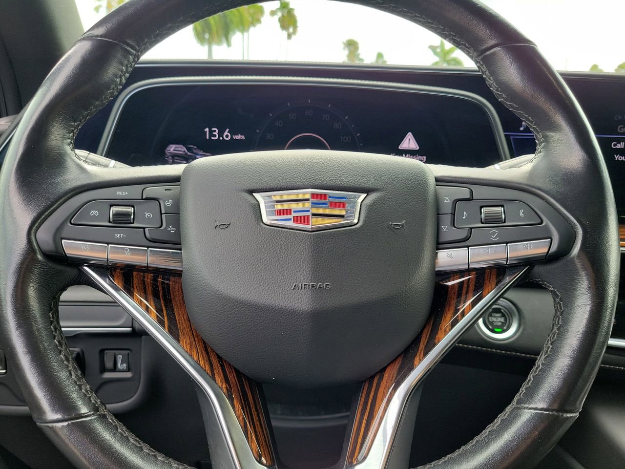 Used 2021 Cadillac Escalade ESV Premium Luxury w/ Performance Package RWD image 33
