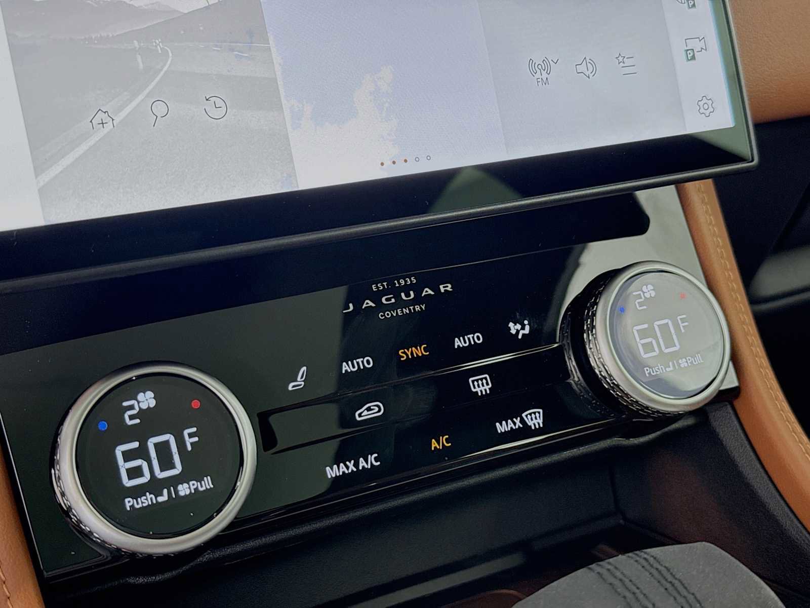 New 2026 Jaguar F-PACE R-Dynamic S AWD/4WD image 18