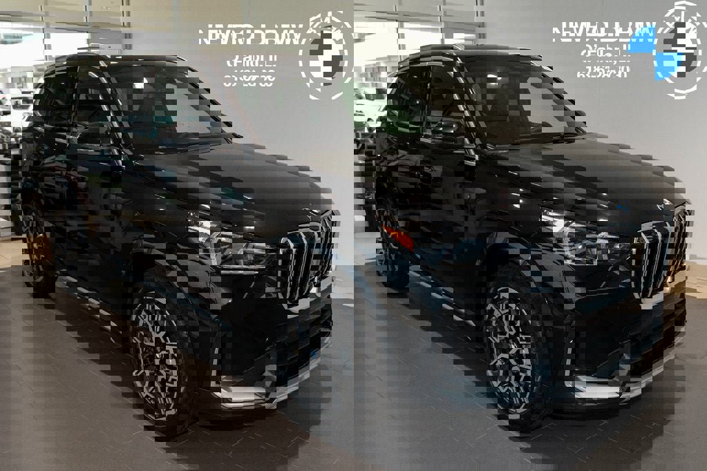New 2025 BMW X1 xDrive28i w/ Premium Package