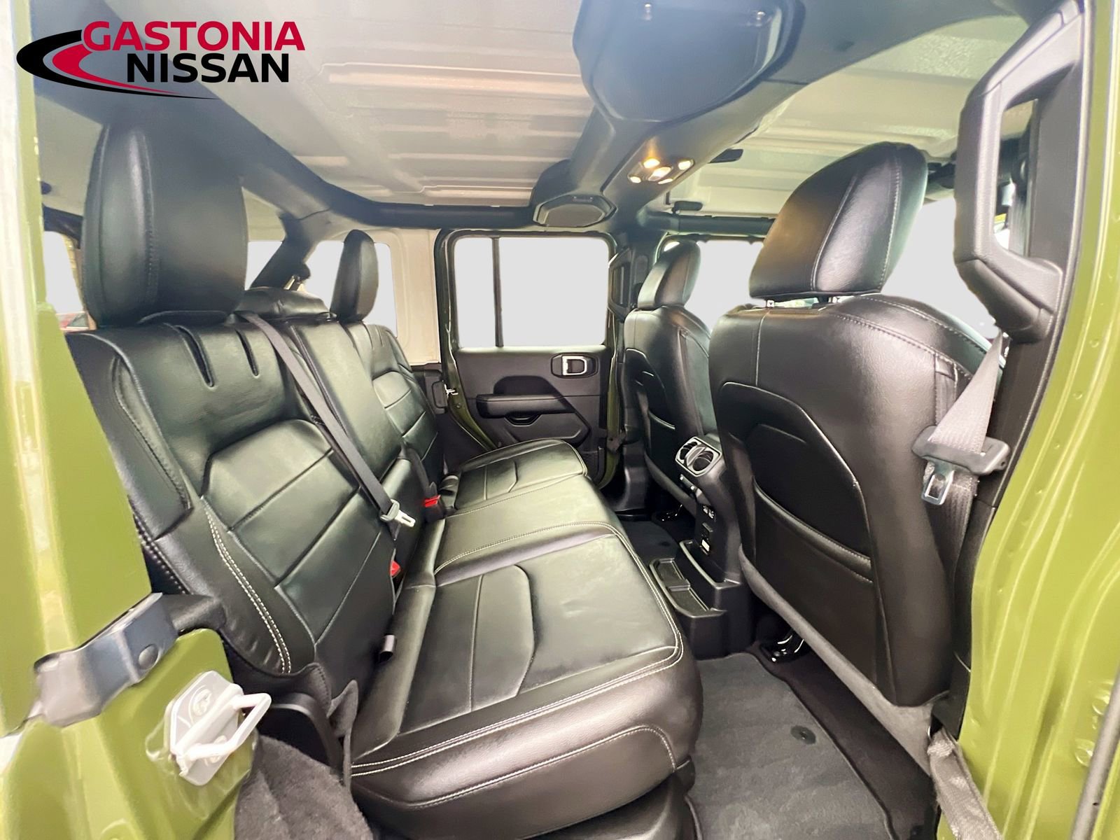 Used 2021 Jeep Wrangler Unlimited Sahara w/ Cold Weather Group image 37