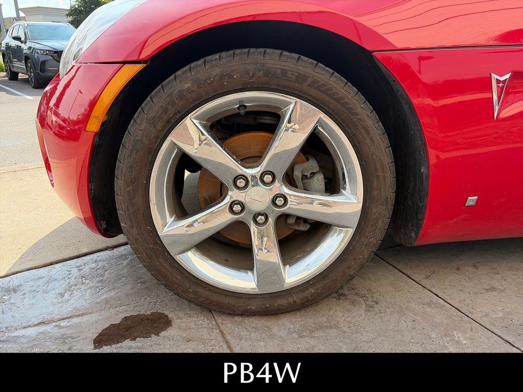 Used 2007 Pontiac Solstice Convertible w/ Premium Package RWD image 13